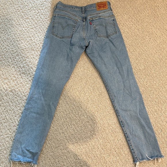 Levi’s 501 Skinny Jean - Picture 5 of 6